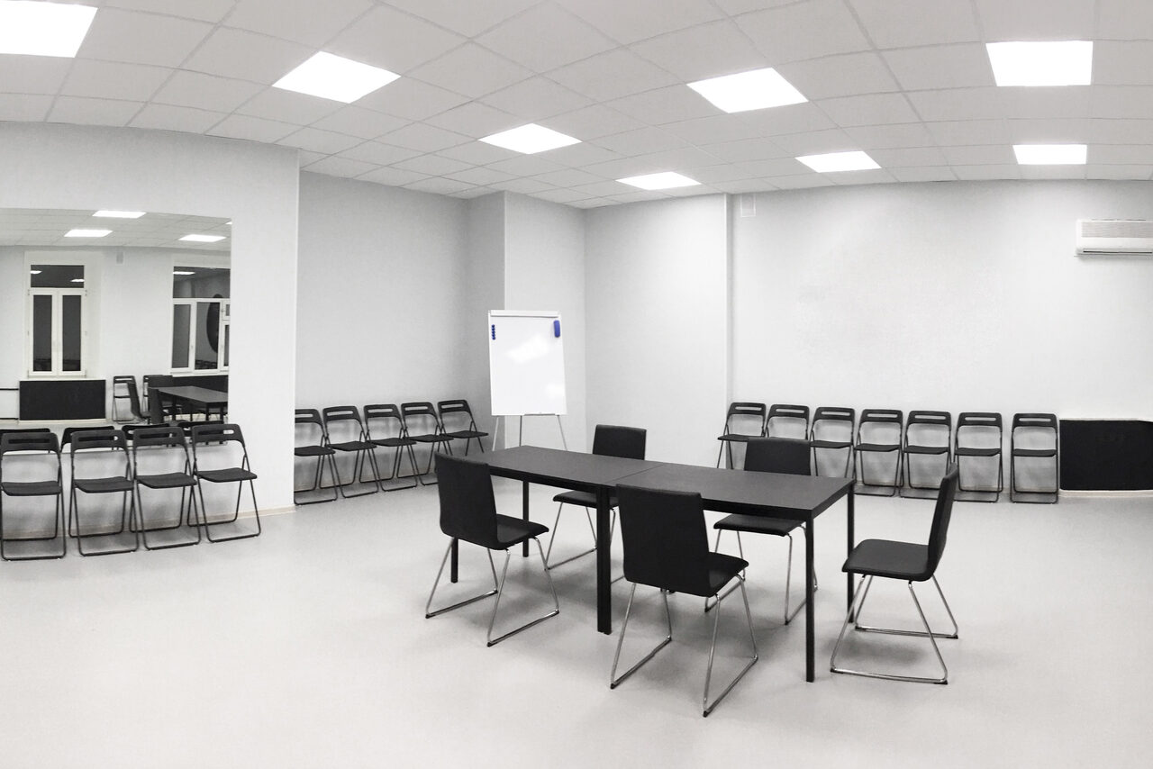 Арендовать Белый зал для танцев и деловых мероприятий