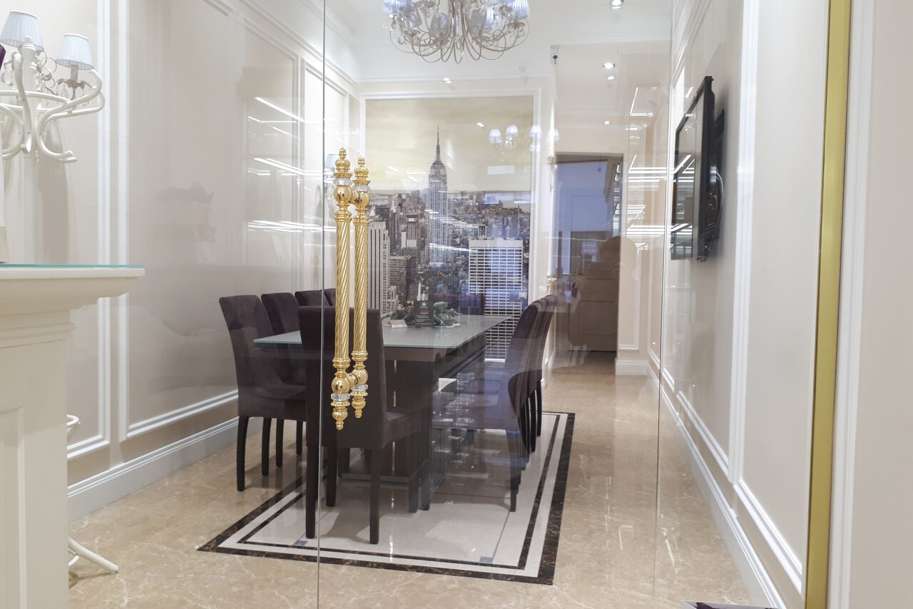 Арендовать Переговорная комната в классическом стиле