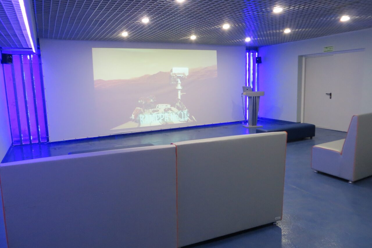 Арендовать Космическая пространство для мероприятий