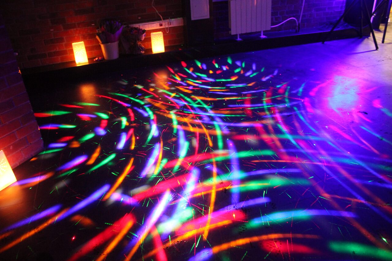 Арендовать Стильный лофт в темных тонах