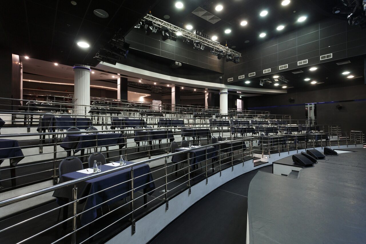 Арендовать Borodino Hall (Бородино-Холл)