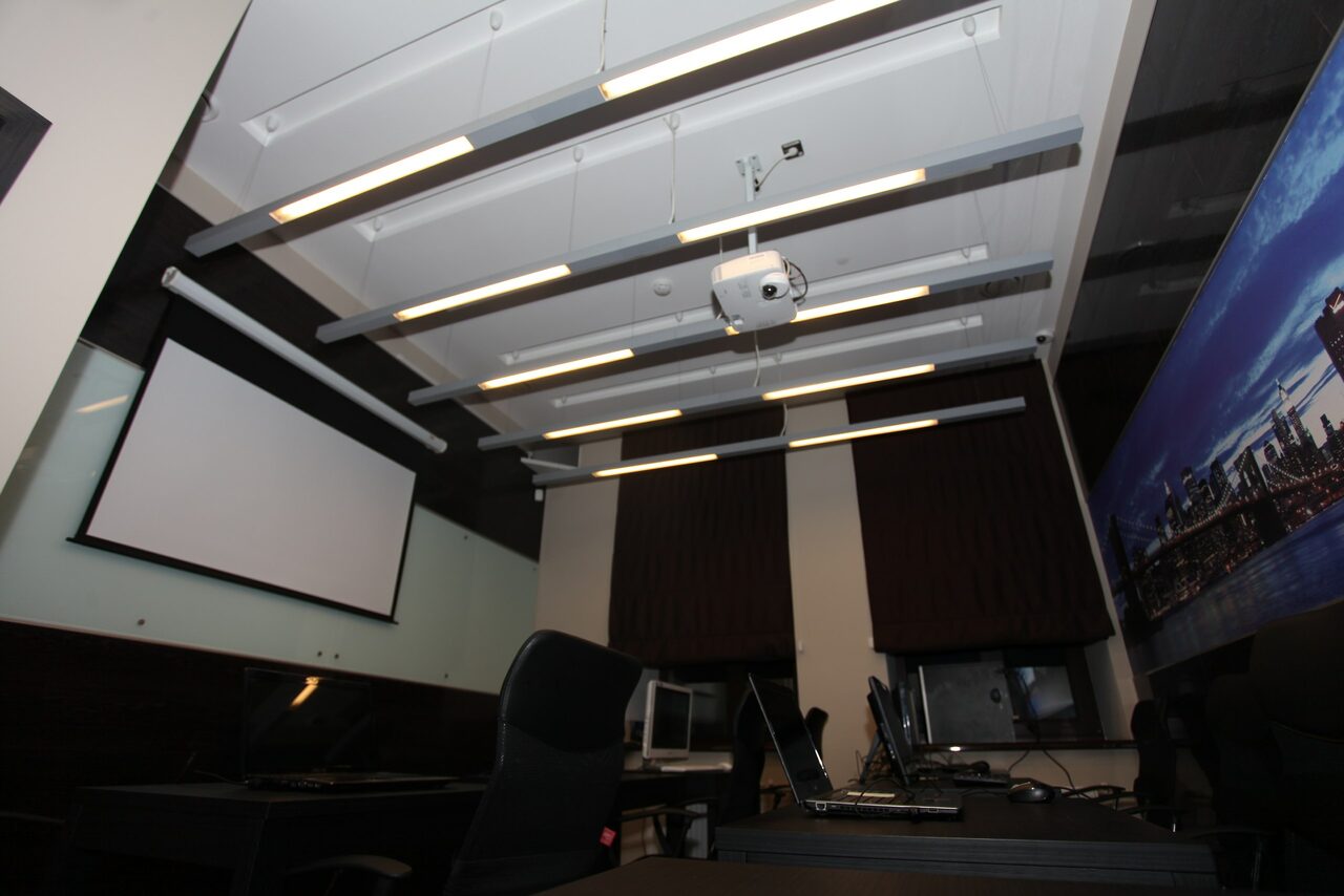 Арендовать Бизнес-зал