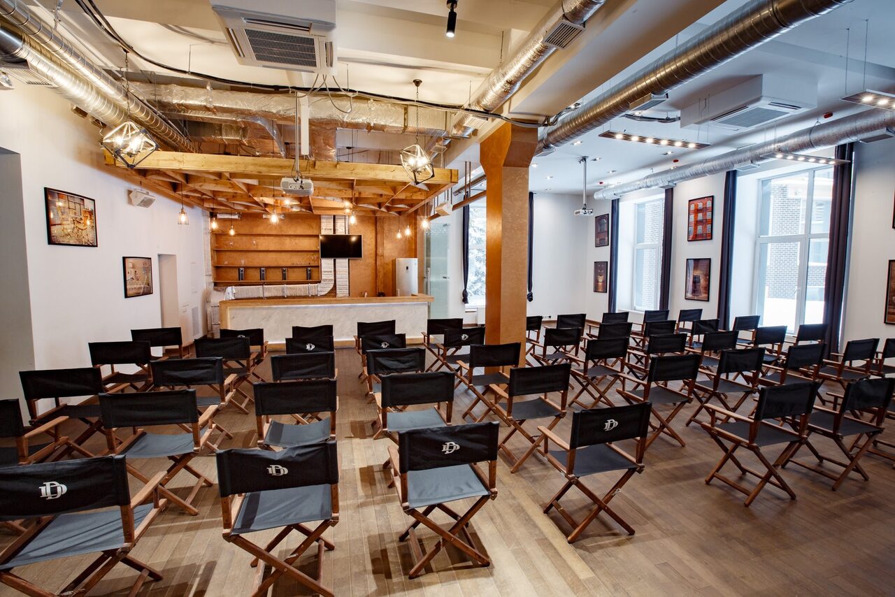 Арендовать Универсальный лофт для частных мероприятий