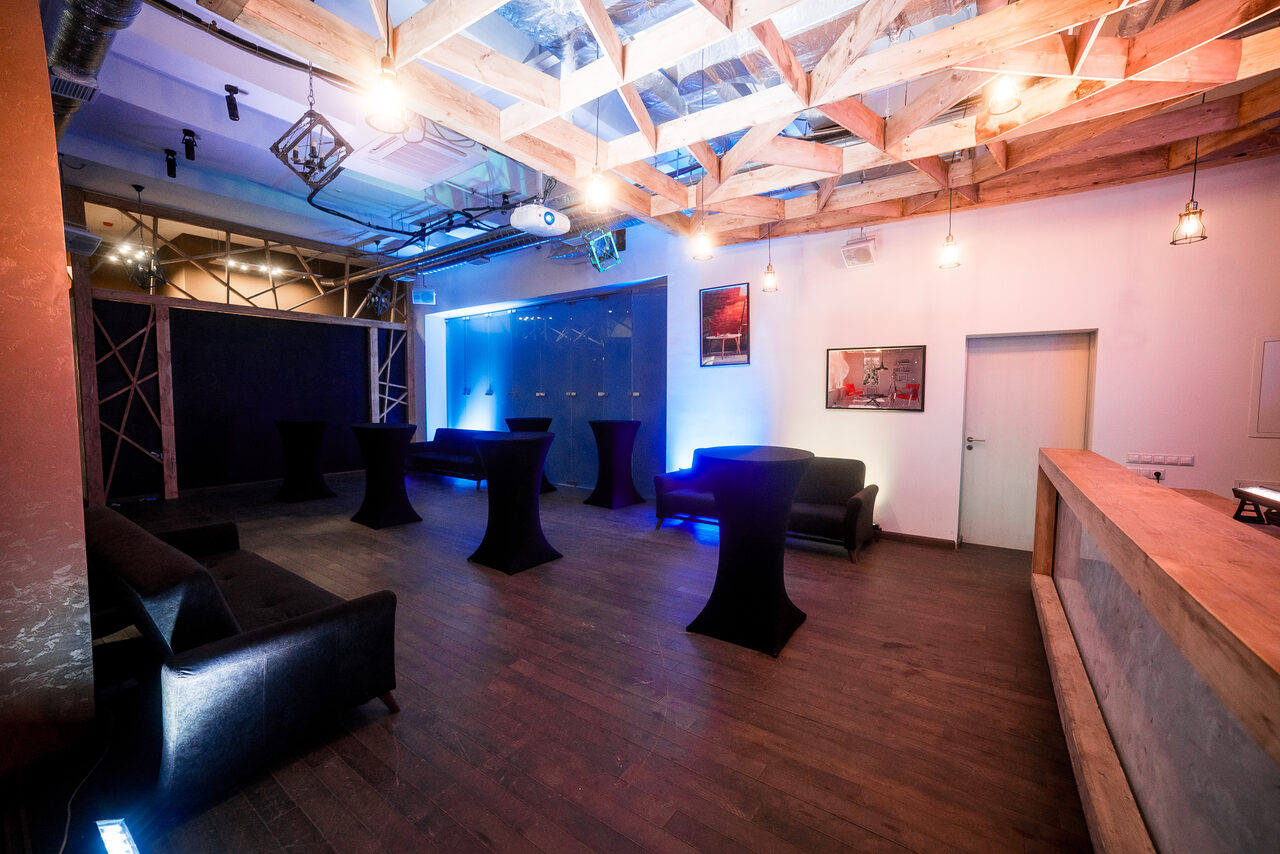 Арендовать Универсальный лофт для частных мероприятий