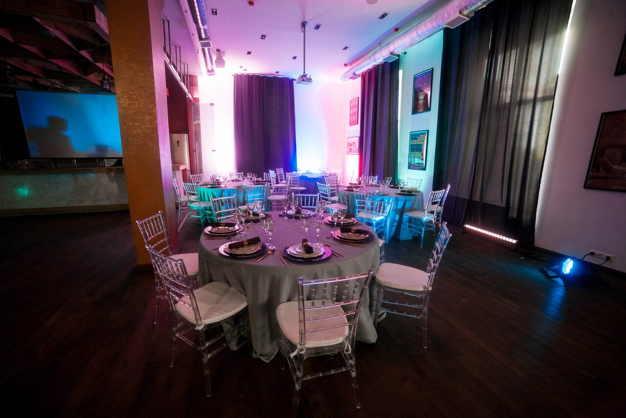 Арендовать Универсальный лофт для частных мероприятий