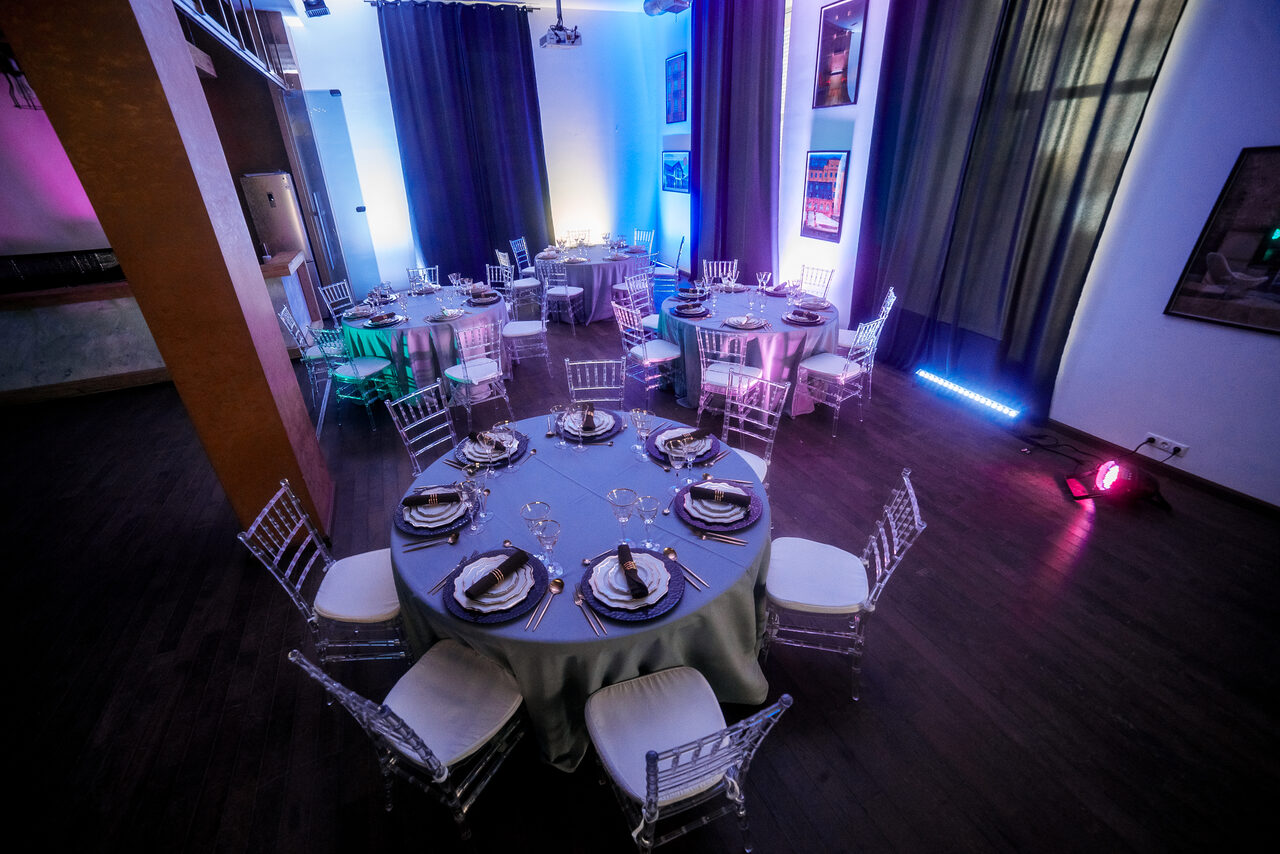 Арендовать Универсальный лофт для частных мероприятий