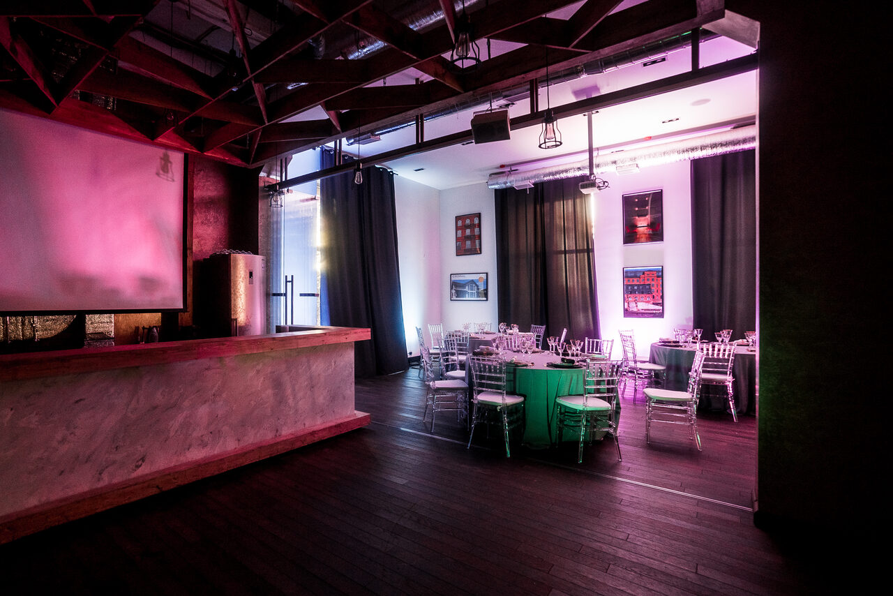 Арендовать Универсальный лофт для частных мероприятий