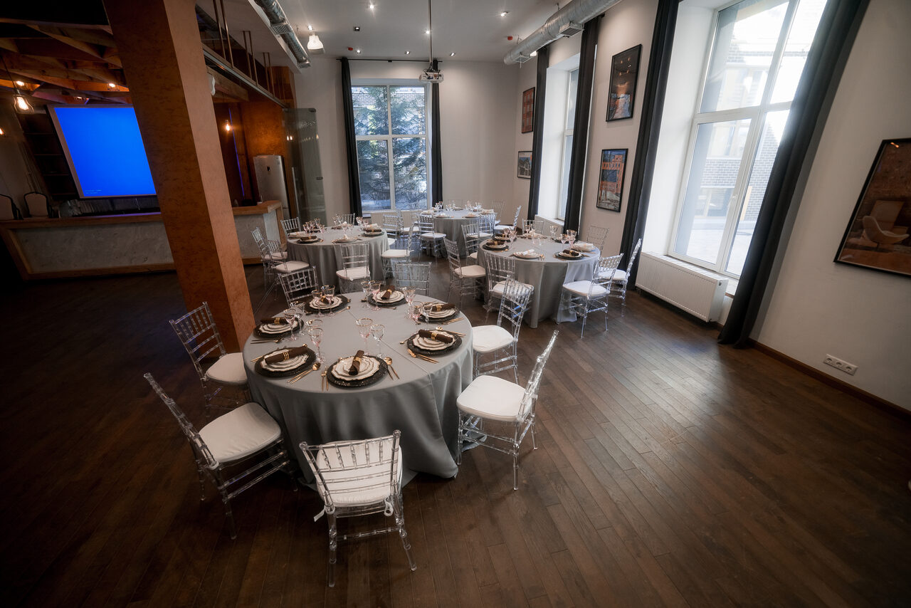 Арендовать Универсальный лофт для частных мероприятий