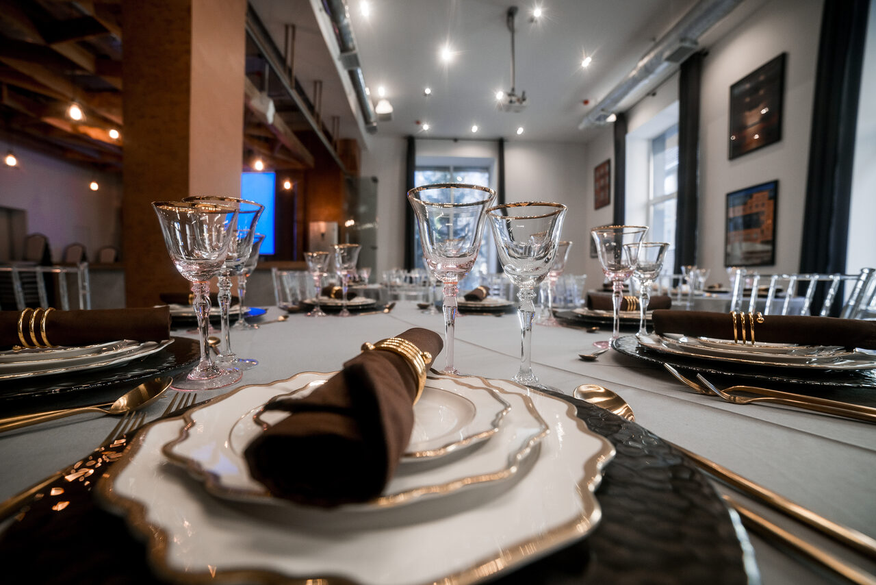 Арендовать Универсальный лофт для частных мероприятий