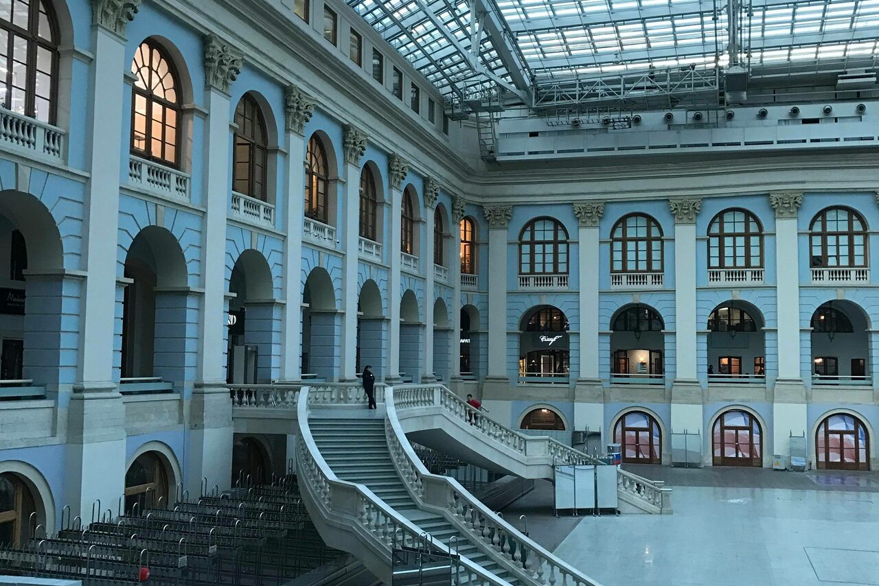 Арендовать Boogie Gallery Гостиный Двор