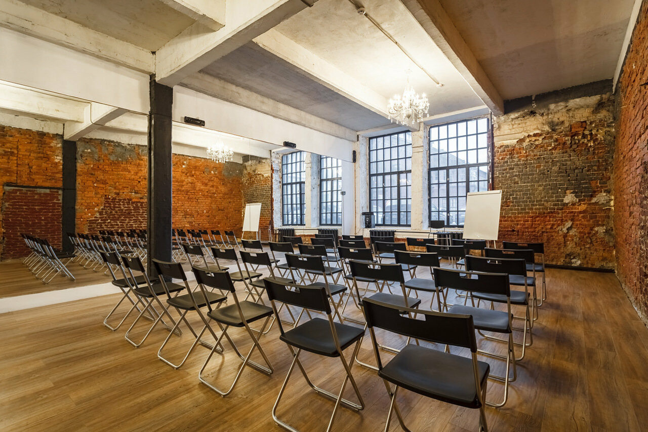 Арендовать Gold&Dance Стильный зал для деловых событий