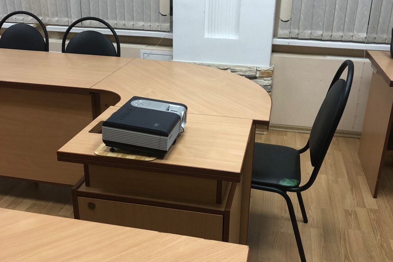 Арендовать АНО ВО Гуманитарный Институт Кабинет для деловых мероприятий