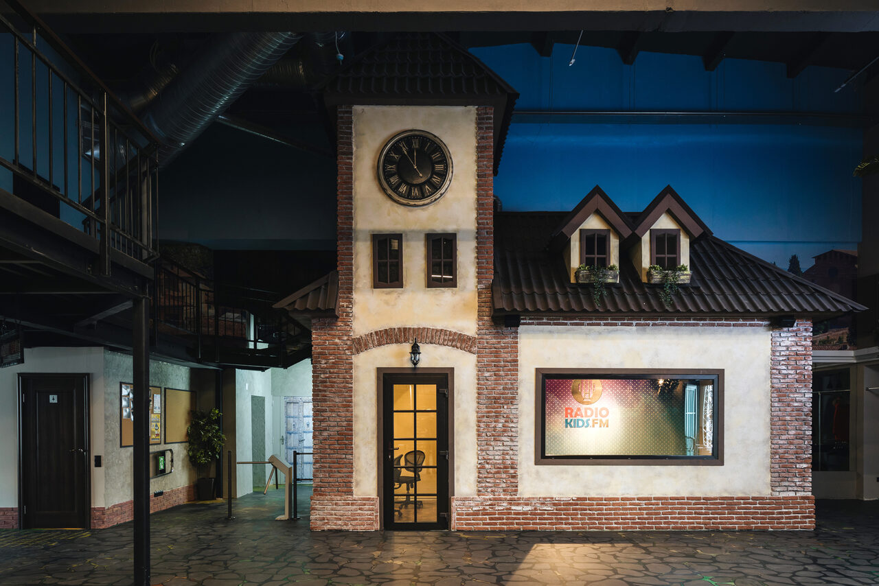 Арендовать Территория Лофт. Дизайнерский лофт с ратушей