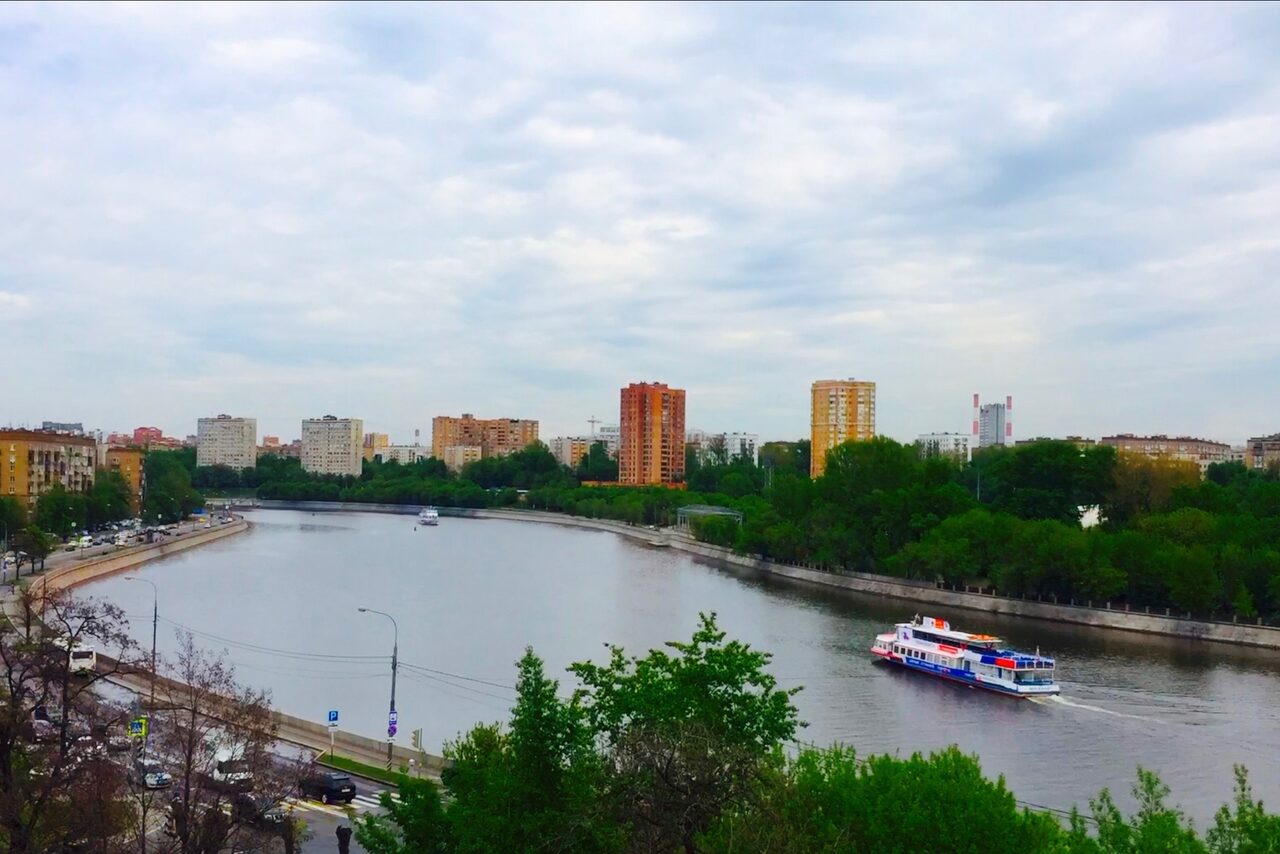 Арендовать  ZVEZDA ROOFTOP. Крыша на набережной Москвы-реки