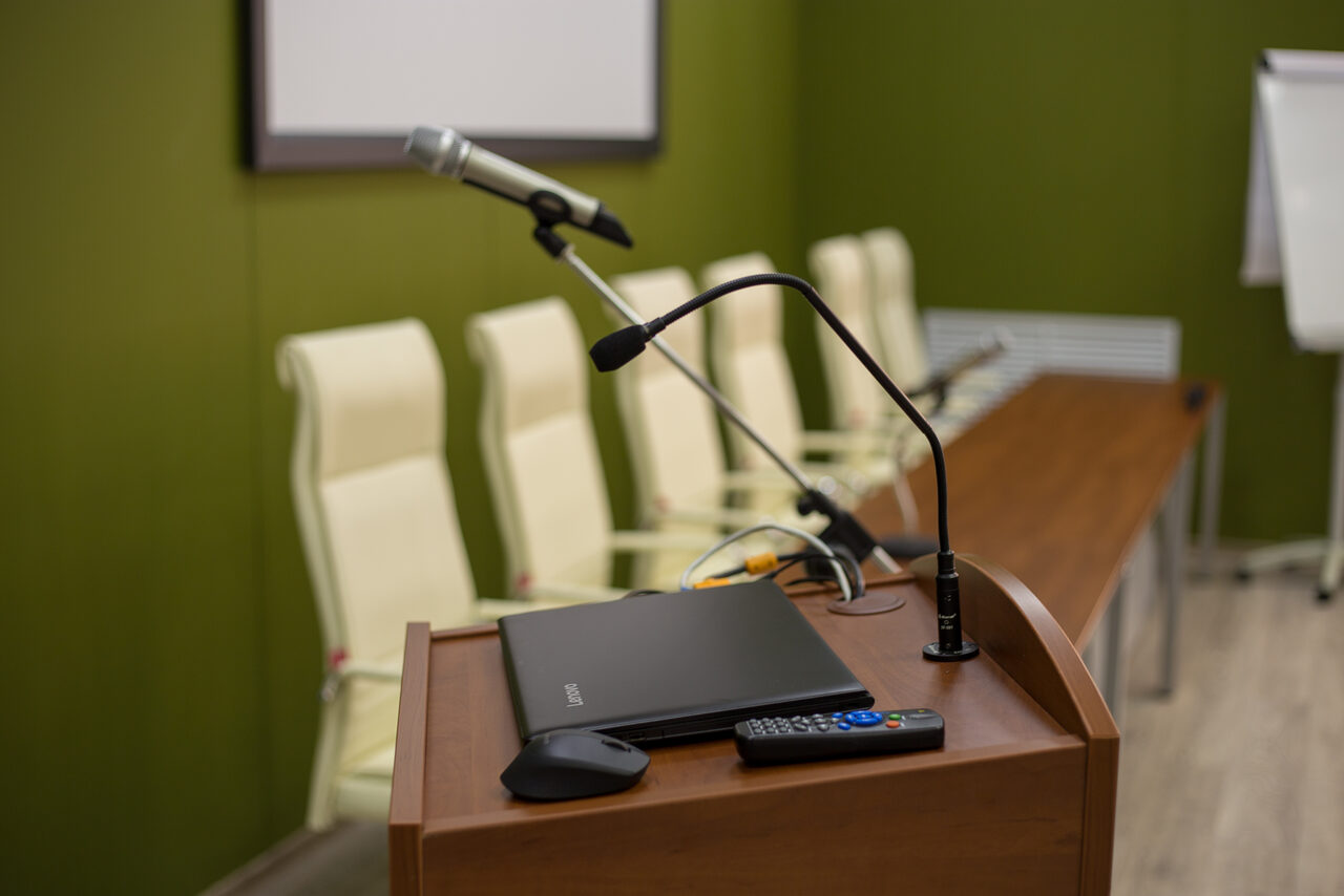 Арендовать Конференц-зал "Ялта" (Бизнес-центре "Б5")