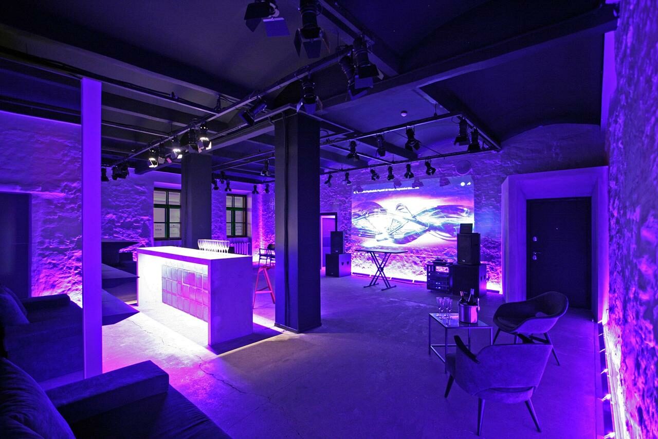 Арендовать AIRLOFT. Камерный лофт в особняке 