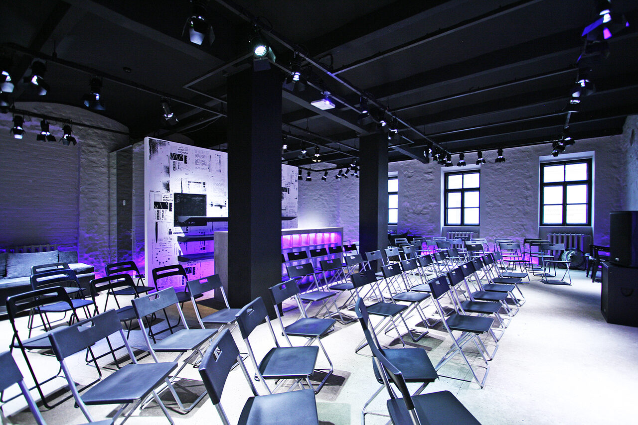 Арендовать AIRLOFT. Камерный лофт в особняке 