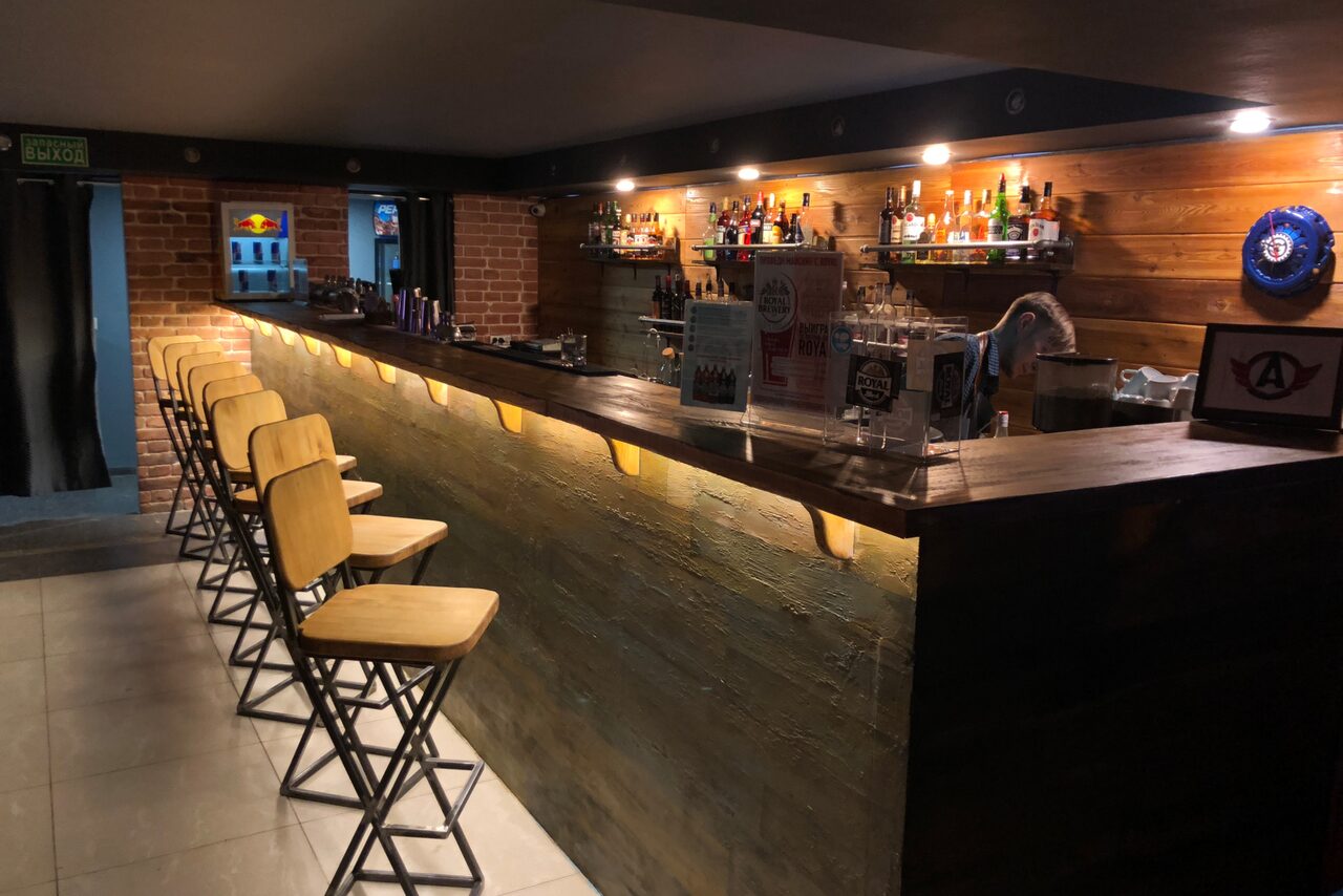 Арендовать Garage Pub