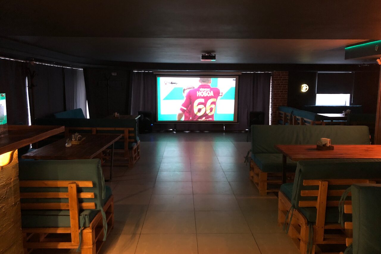 Арендовать Garage Pub