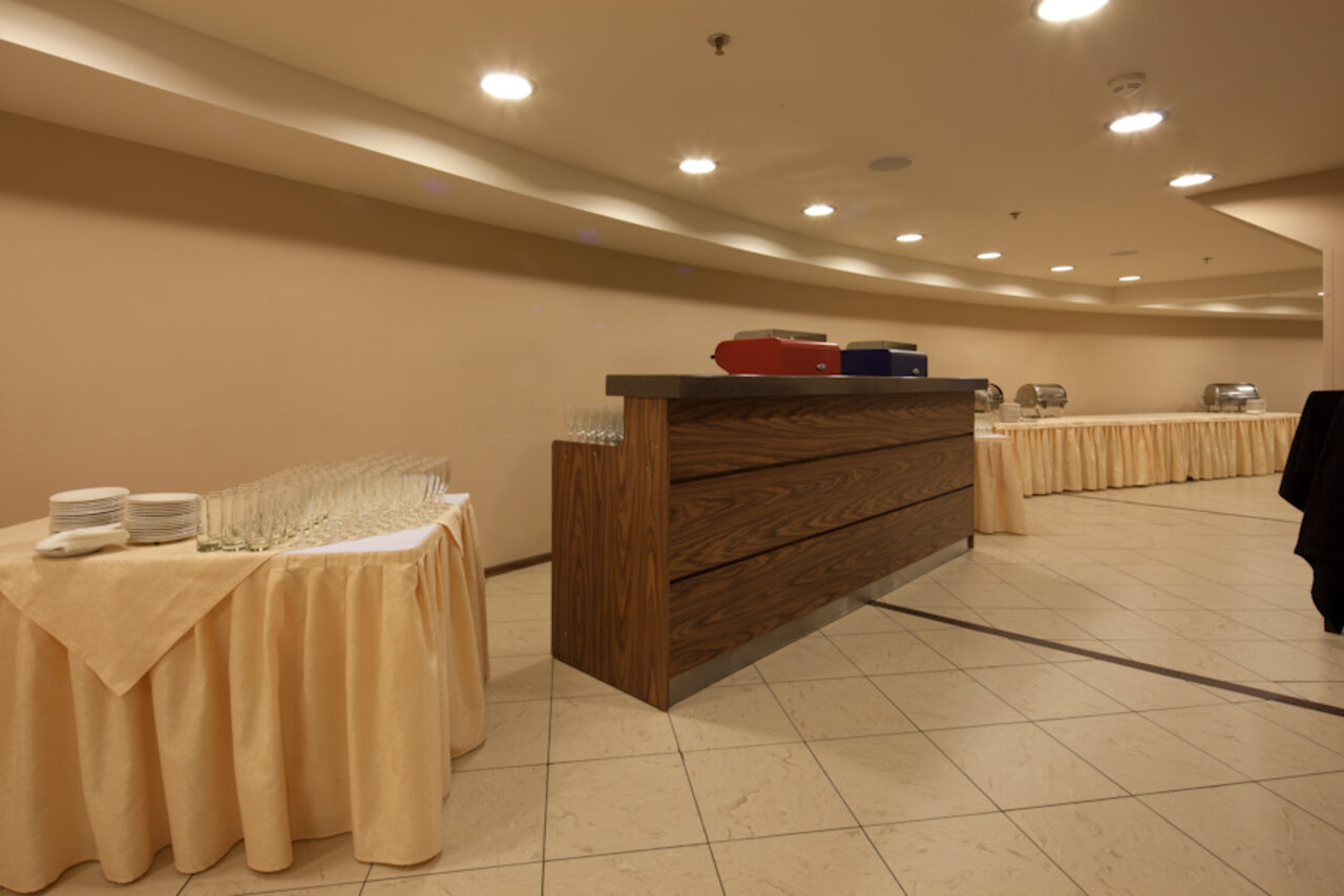 Арендовать Конференц-зал "Полюс"