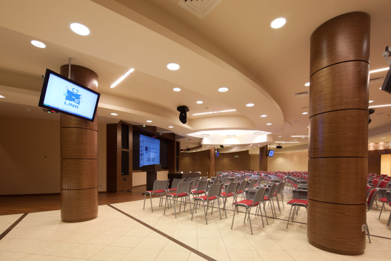 Арендовать Конференц-зал "Полюс"