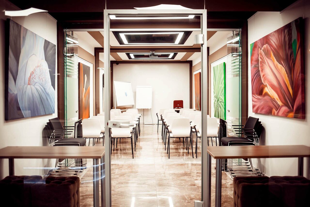 Арендовать CEO Rooms. Стильный конференц-зал в Москва-сити 