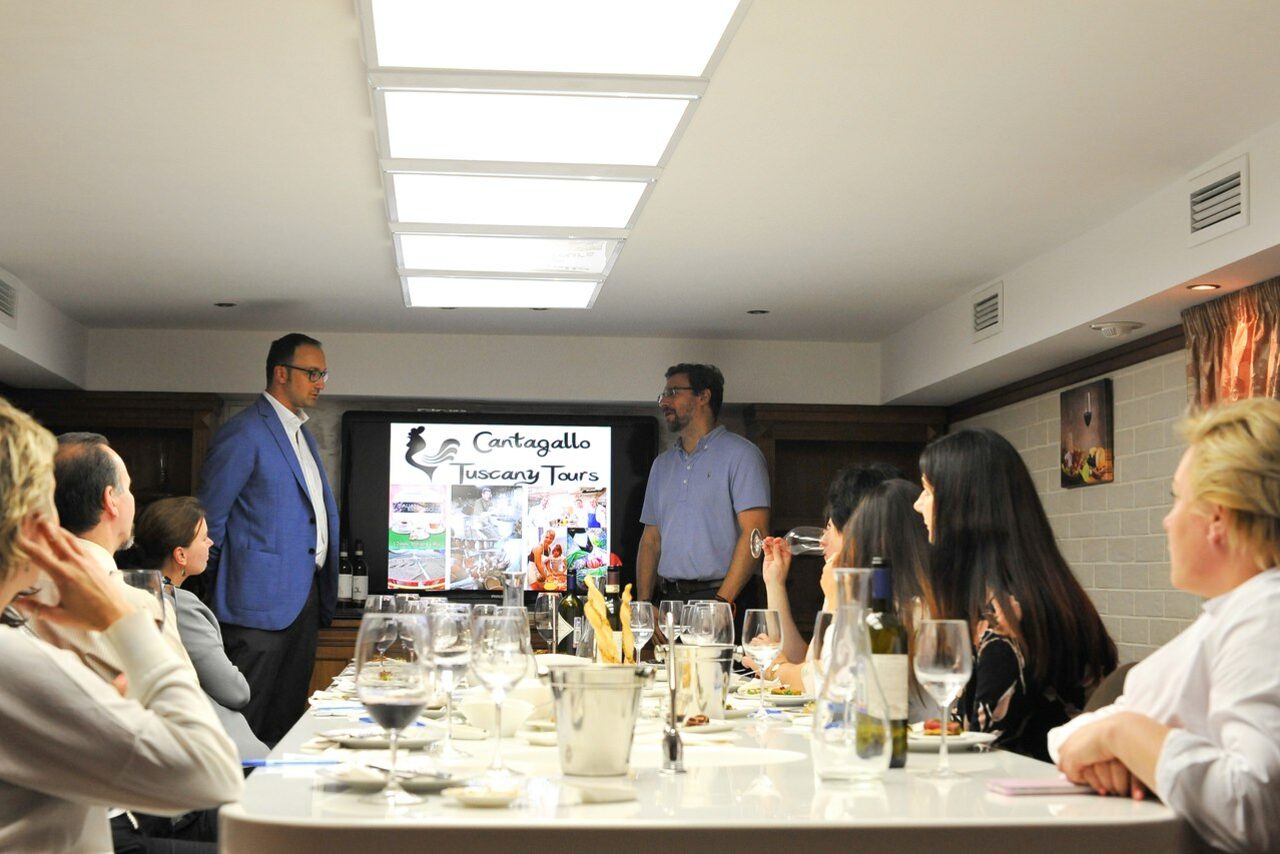 Арендовать Стильный дегустационный зал