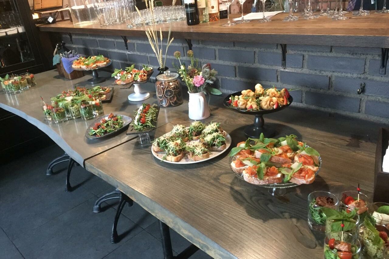 Арендовать ГАСТРОПАБ URBAN KITCHEN. Большой зал