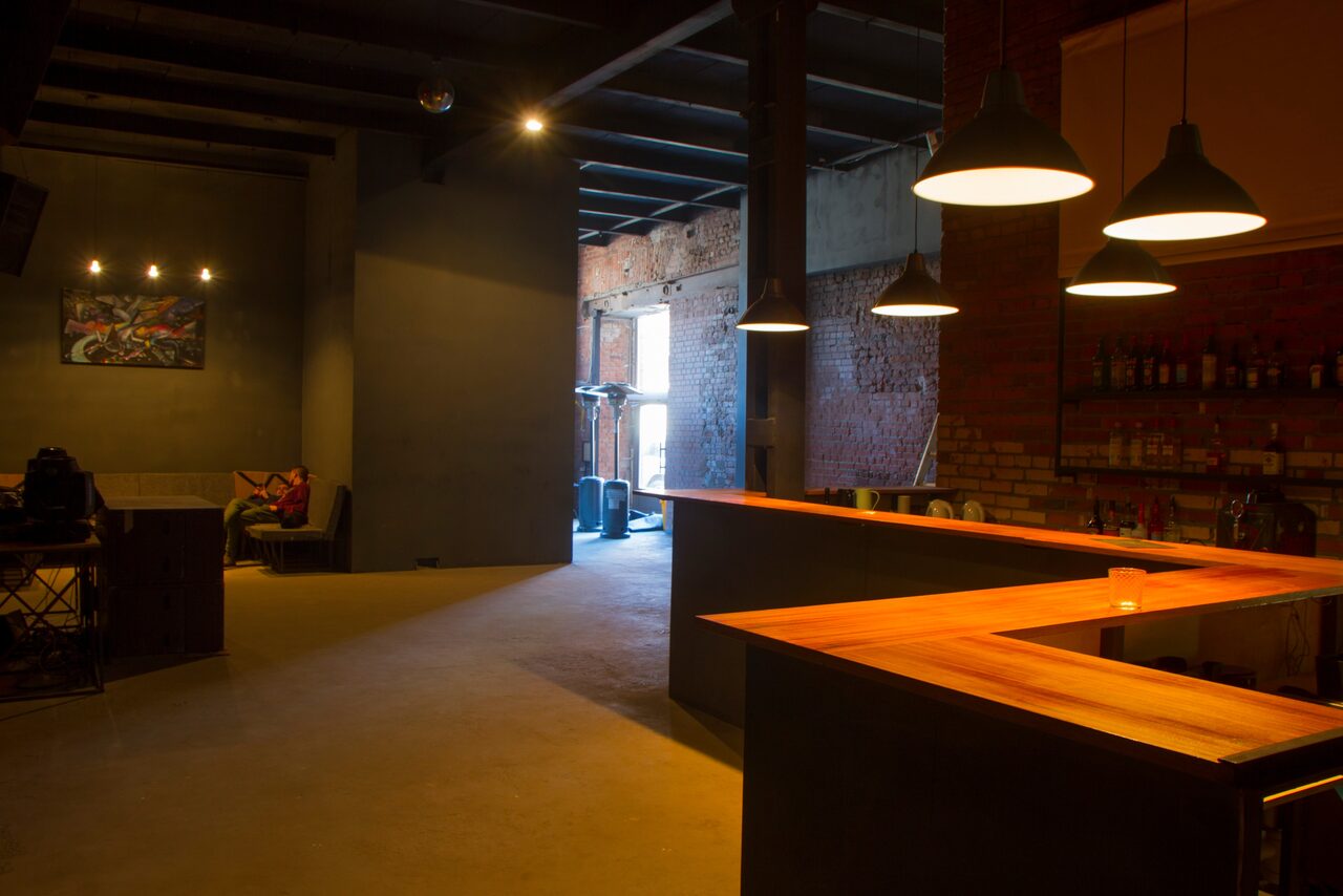 Арендовать Двухэтажное арт-пространство на Приморской