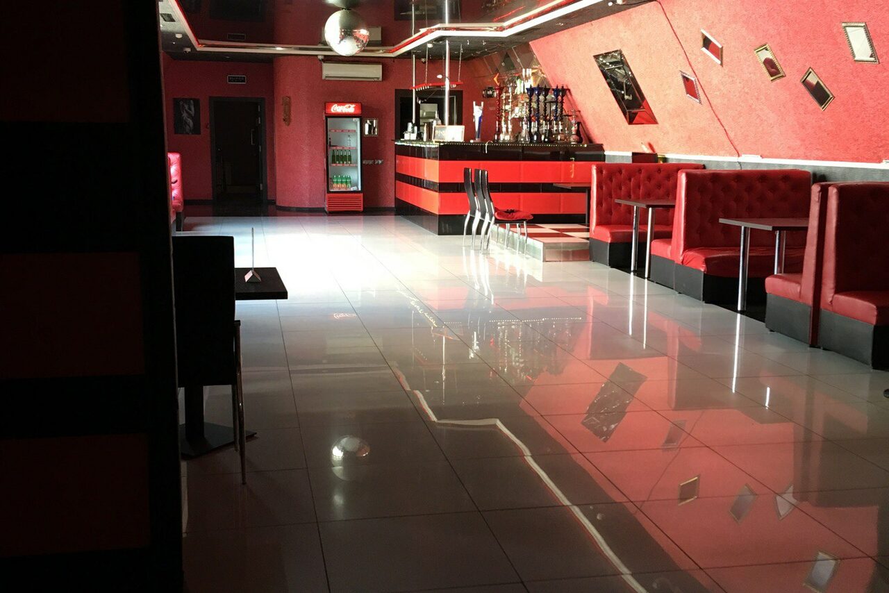 Арендовать Бар под закрытие на севере Москвы