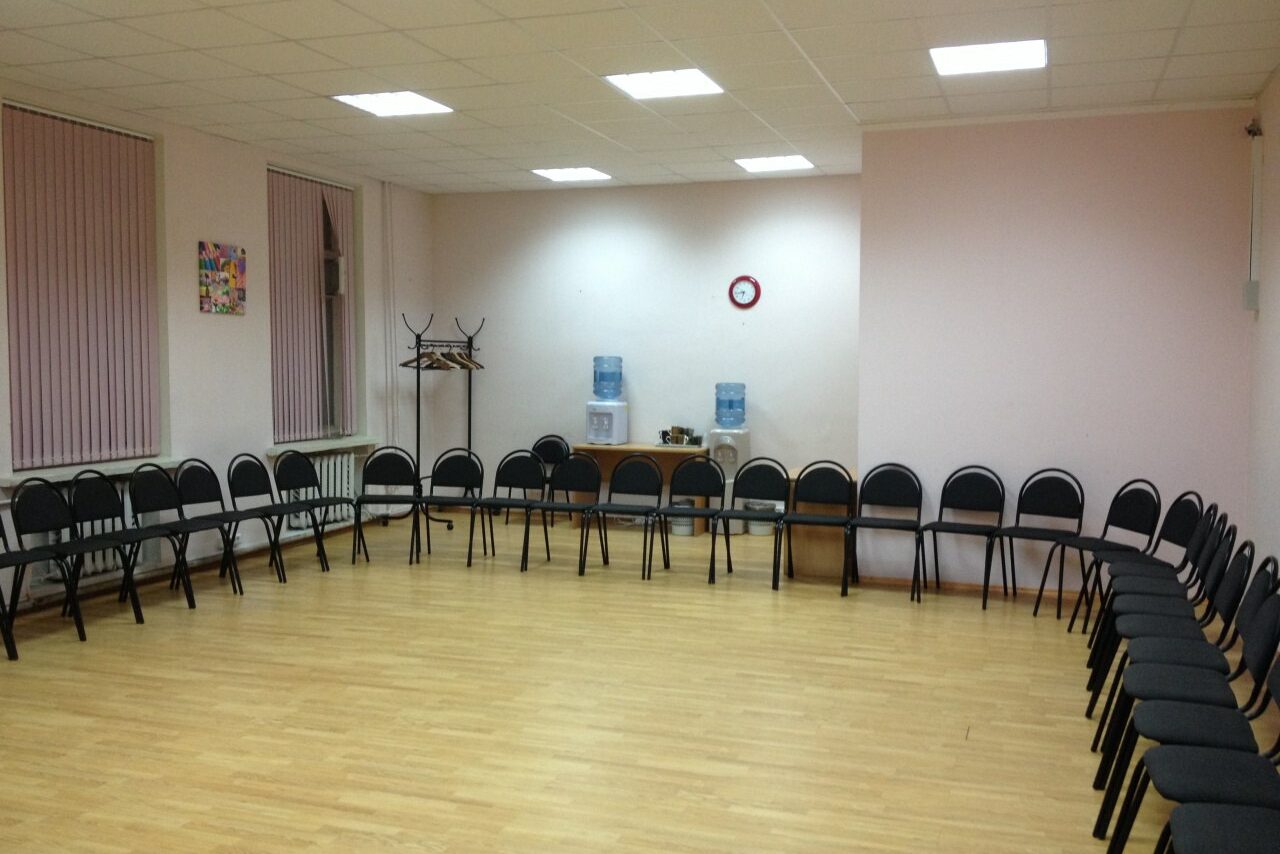 Арендовать ЛАуРА Академия Life-образования Минималистичный лофт