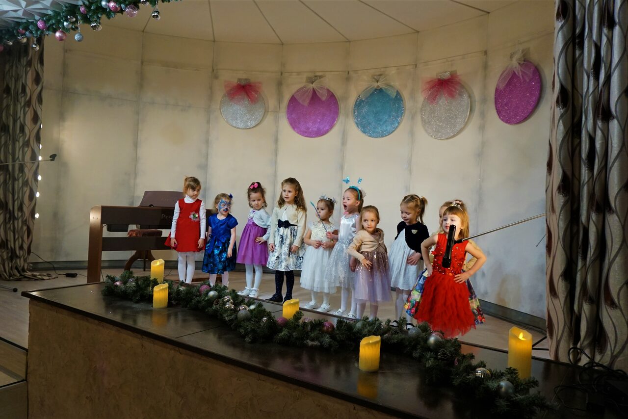 Арендовать ПримА'рт Светлый зал со сценой на юге СПБ