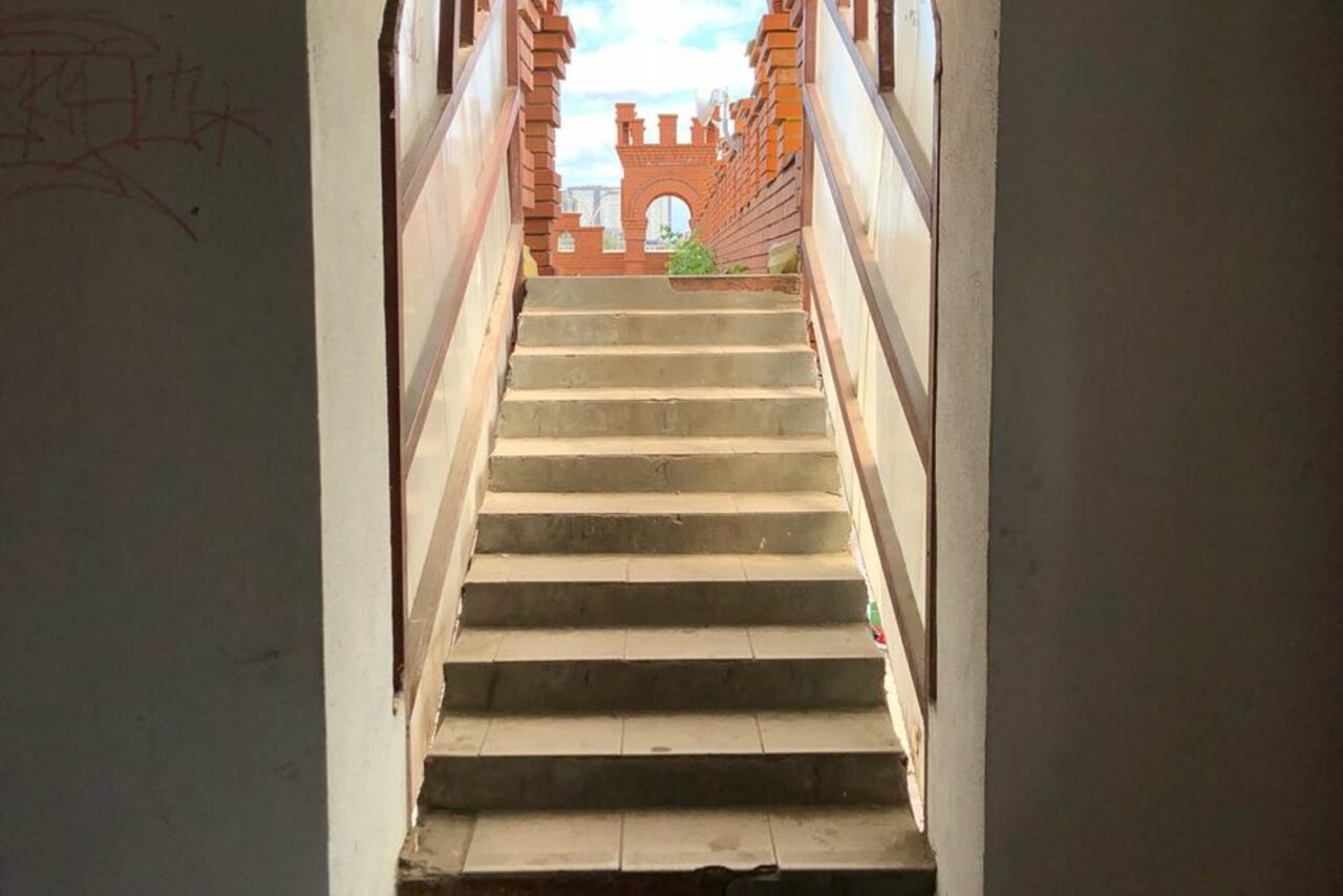 Арендовать VERNISSAGE Большая крыша для мероприятий