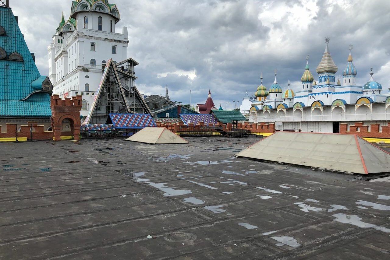 Арендовать VERNISSAGE Большая крыша для мероприятий