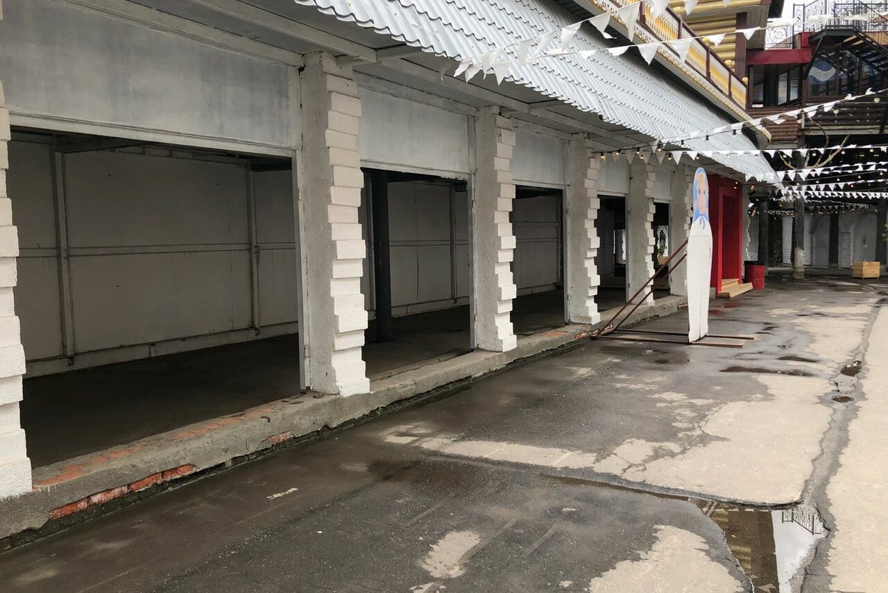 Арендовать VERNISSAGE Уличная зона для масштабных событий