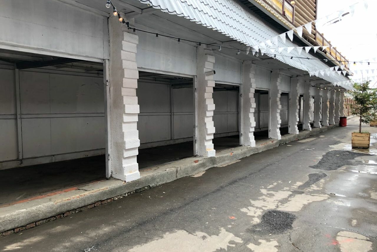 Арендовать VERNISSAGE Уличная зона для масштабных событий