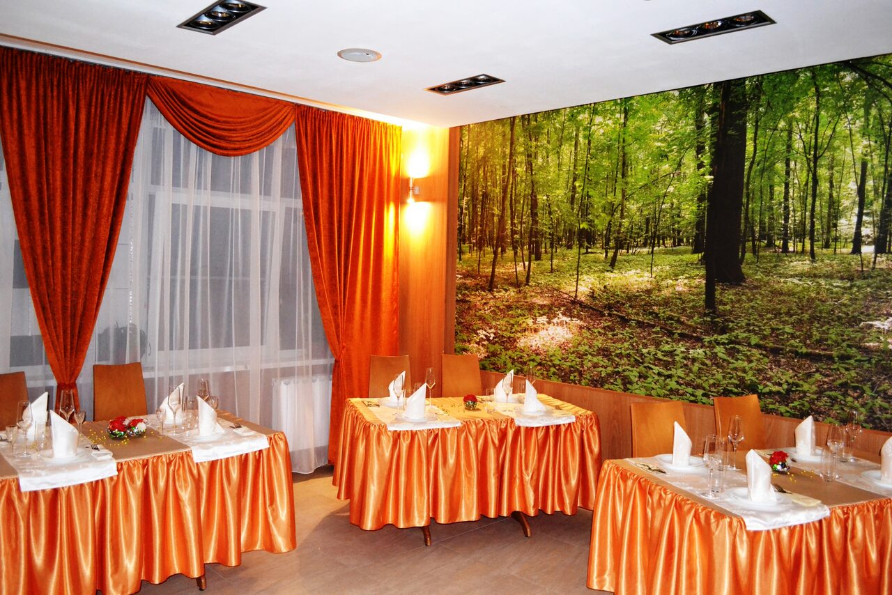 Арендовать Уютное кафе под закрытие для праздника