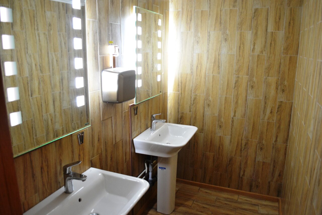 Арендовать Уютное кафе под закрытие для праздника