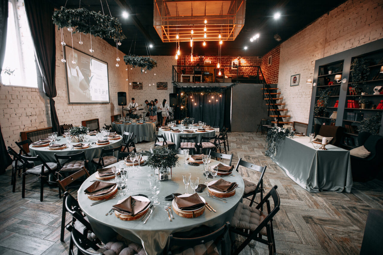 Арендовать Designer loft for holidays in Yekaterinburg