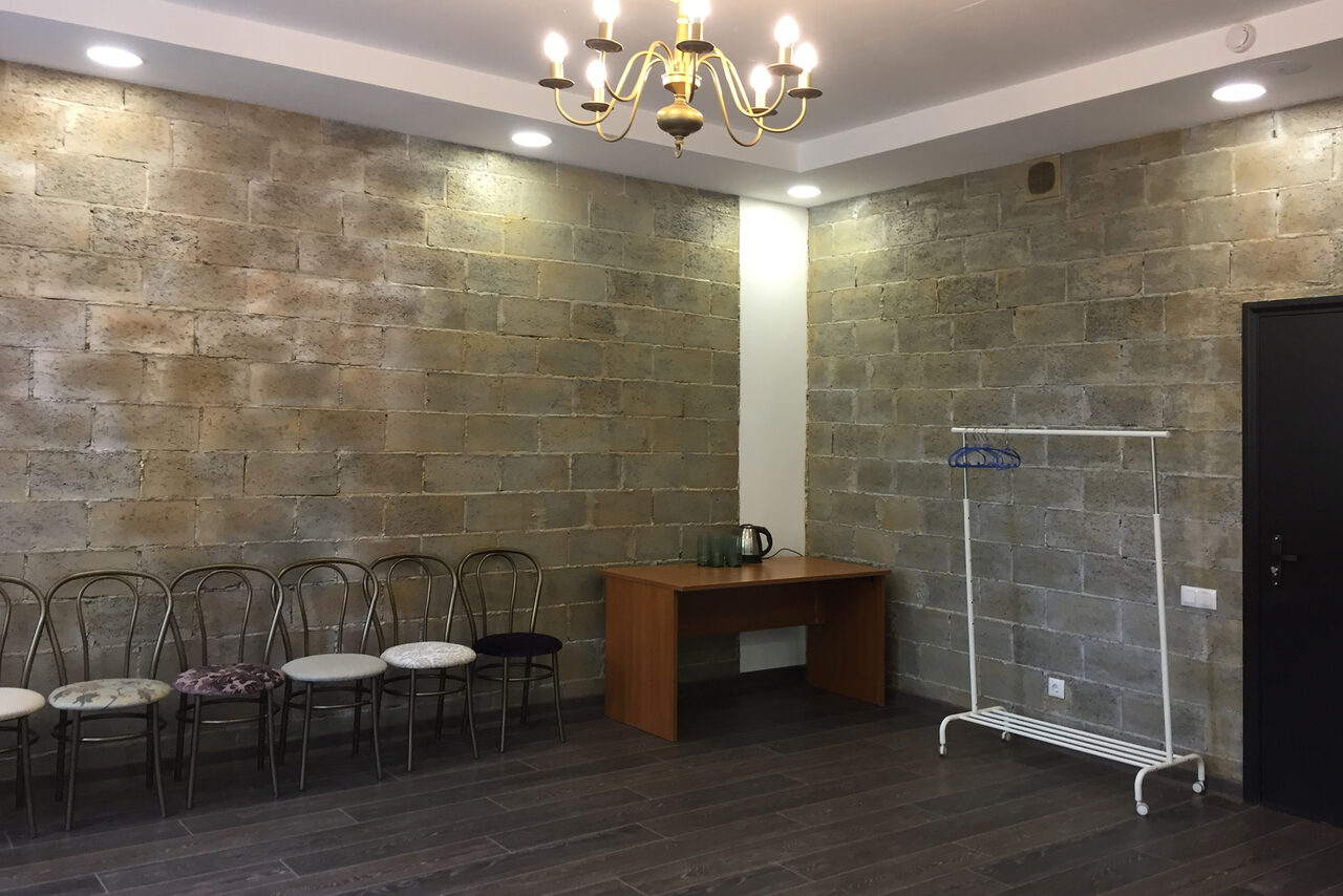 Арендовать Уютный зал в Долгопрудном