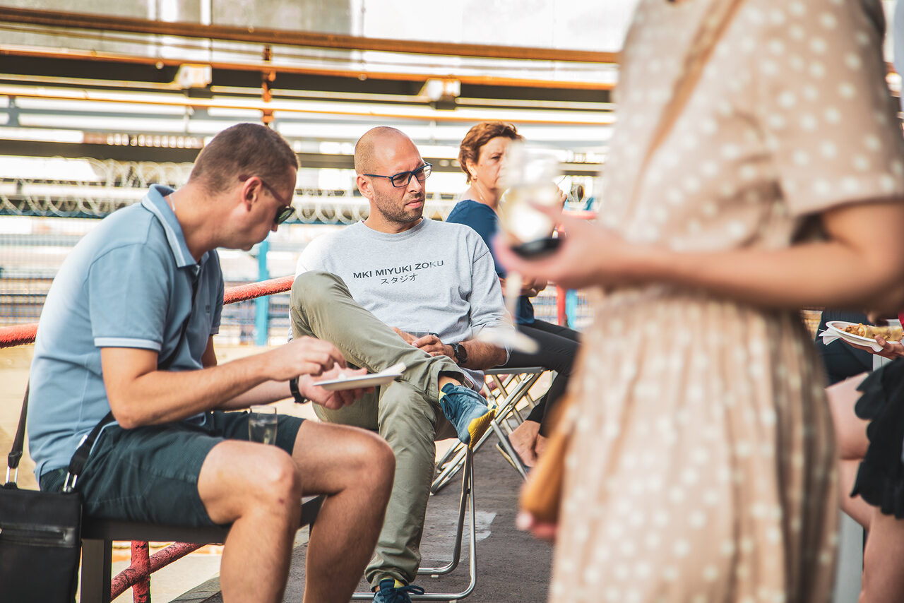 Арендовать Rave On Loft. Просторный лофт с летней верандой