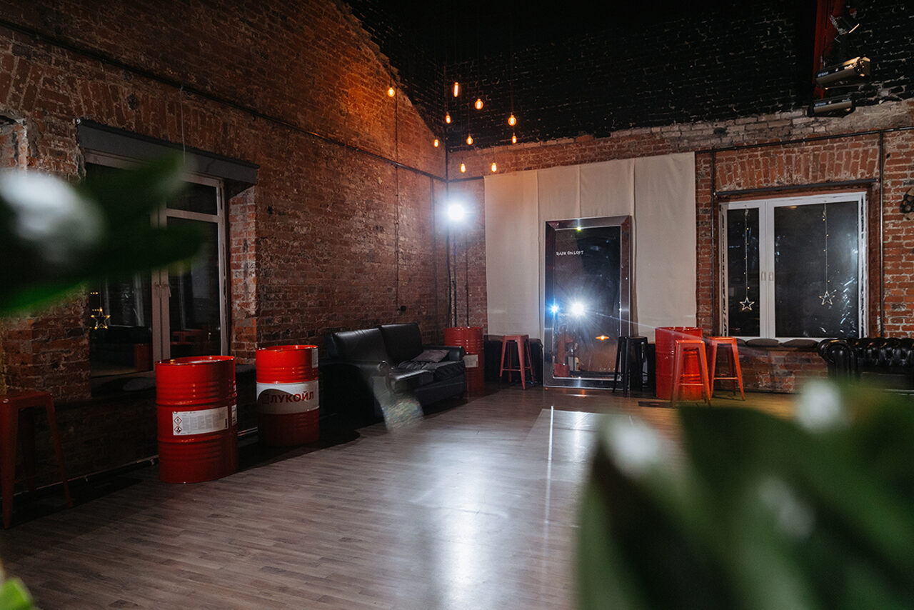 Арендовать Rave On Loft. Просторный лофт с летней верандой