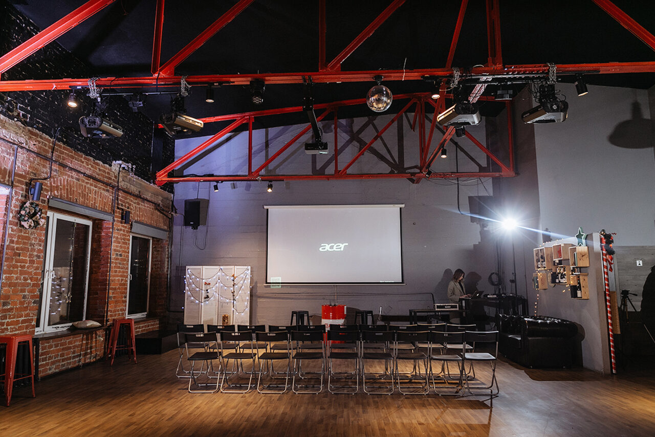 Арендовать Rave On Loft. Просторный лофт с летней верандой