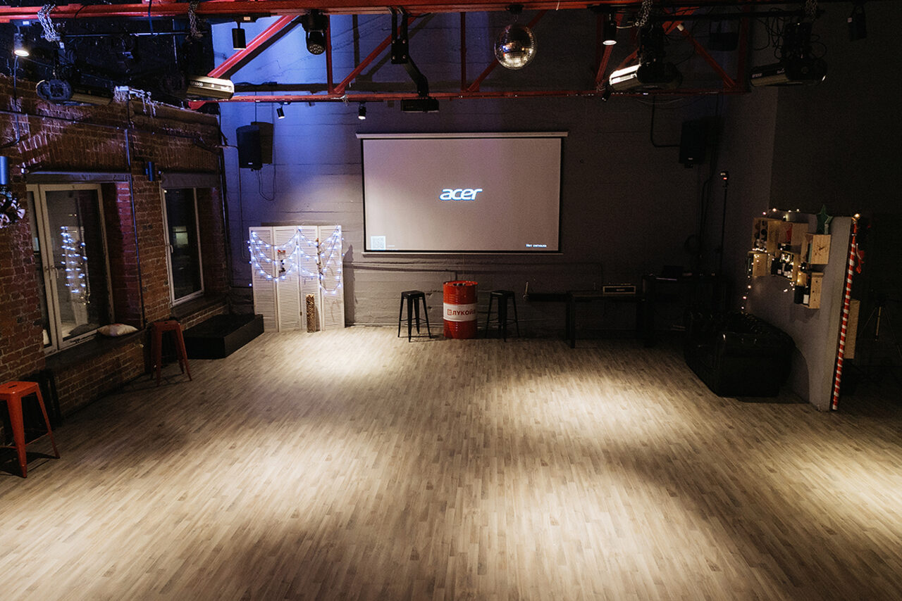 Арендовать Rave On Loft. Просторный лофт с летней верандой