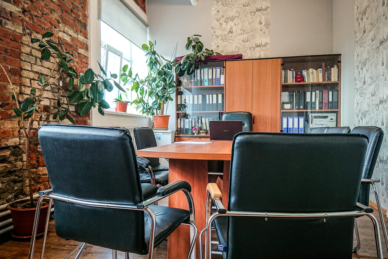 Арендовать Переговорная в стиле лофт