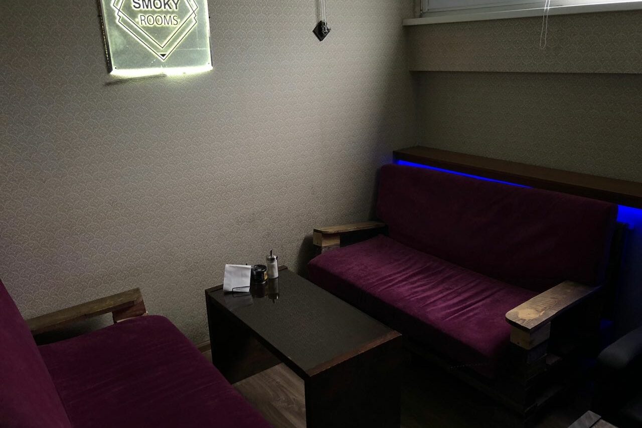 Арендовать Smoky Rooms