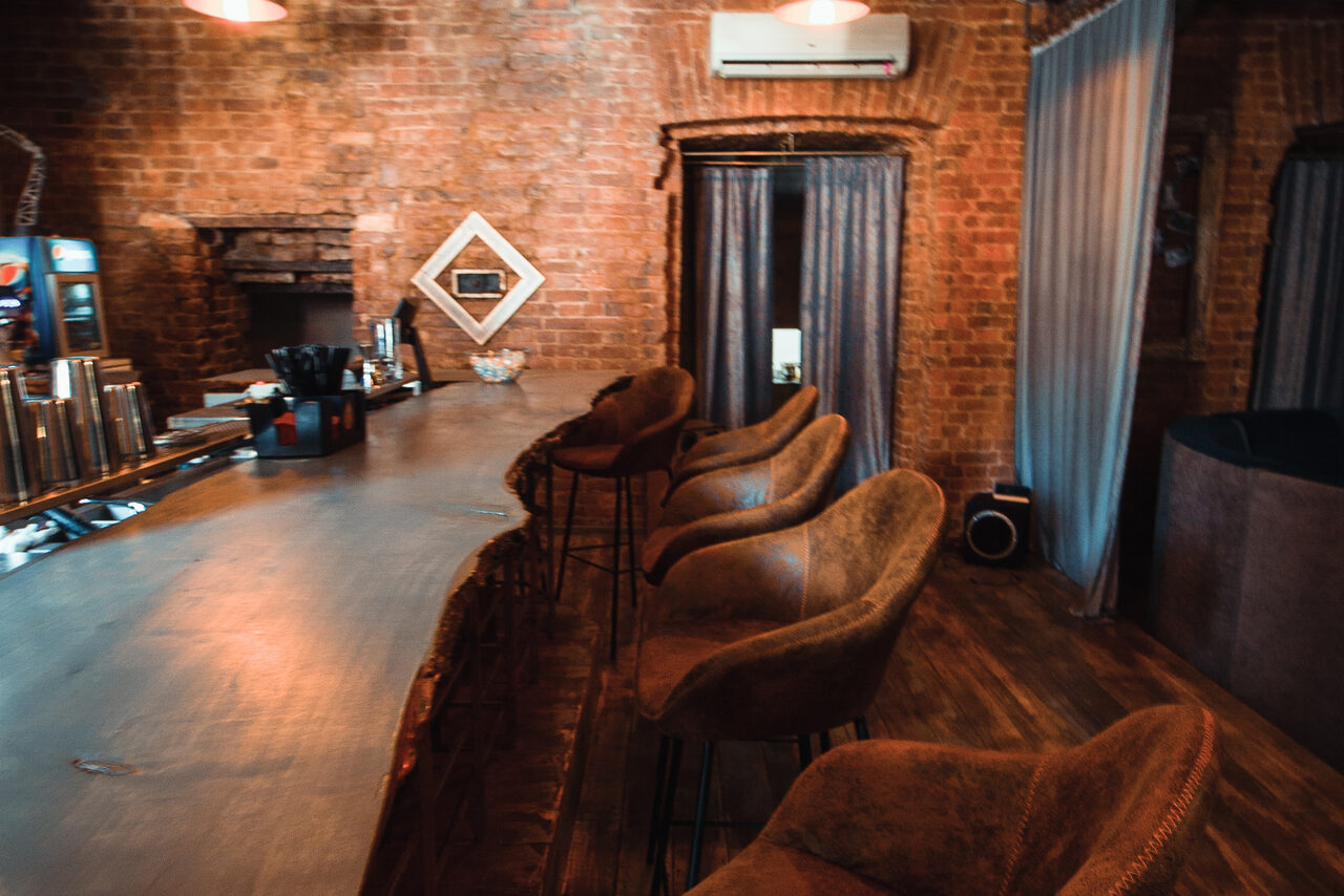 Арендовать Hedonist. Лаунж -лофт в историческом центре Петербурга