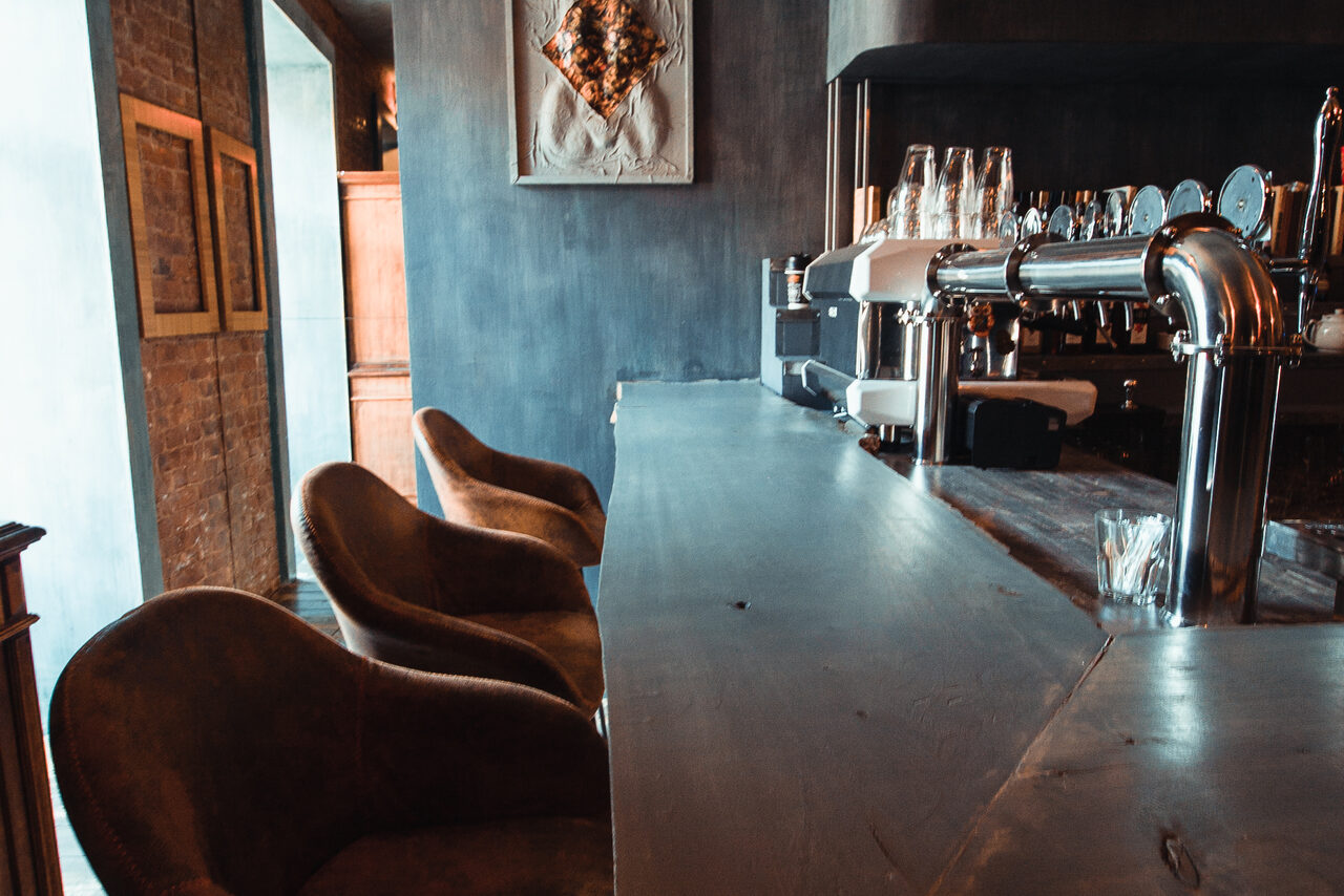 Арендовать Hedonist. Лаунж -лофт в историческом центре Петербурга