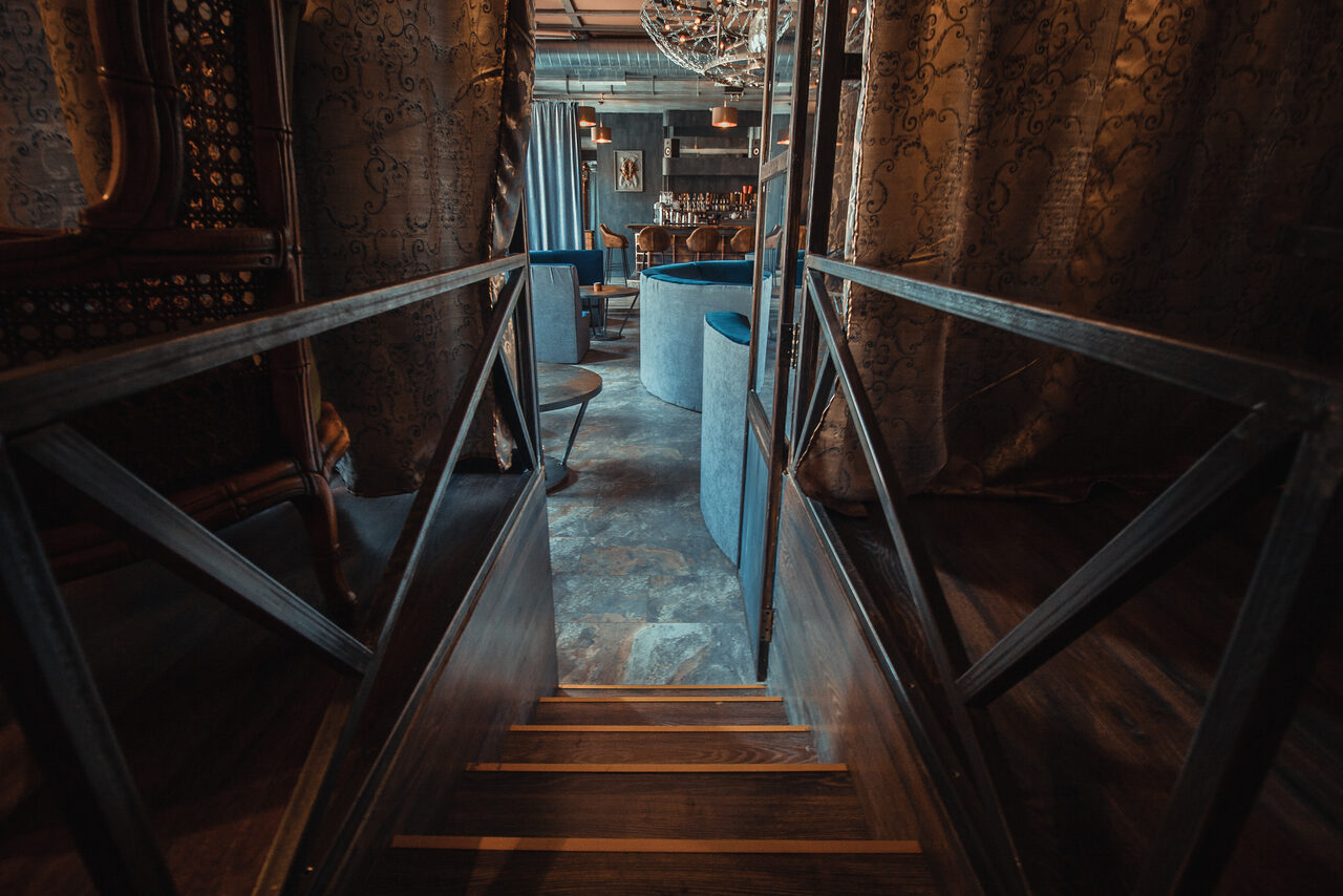 Арендовать Hedonist. Лаунж -лофт в историческом центре Петербурга