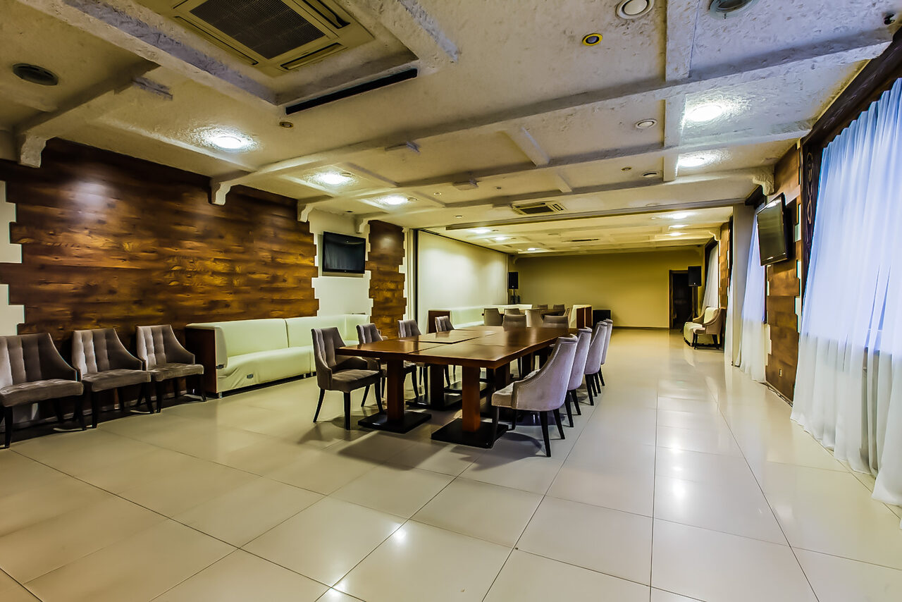 Арендовать Банкетный зал в стиле лофт для вечеринок и торжеств